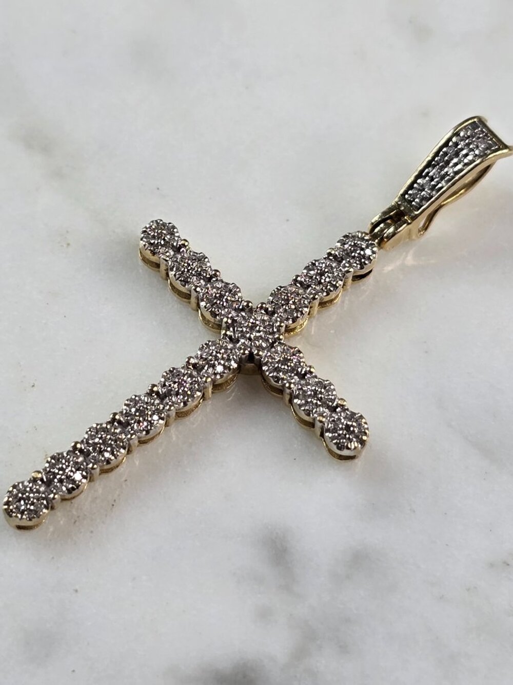 Vintage 10k Yellow Gold Religious Crucifix Cross Diamond Pendant 2.9g E5513